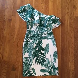 NWOT Alexia Admor Palm Leaf One Shouldre Dress
